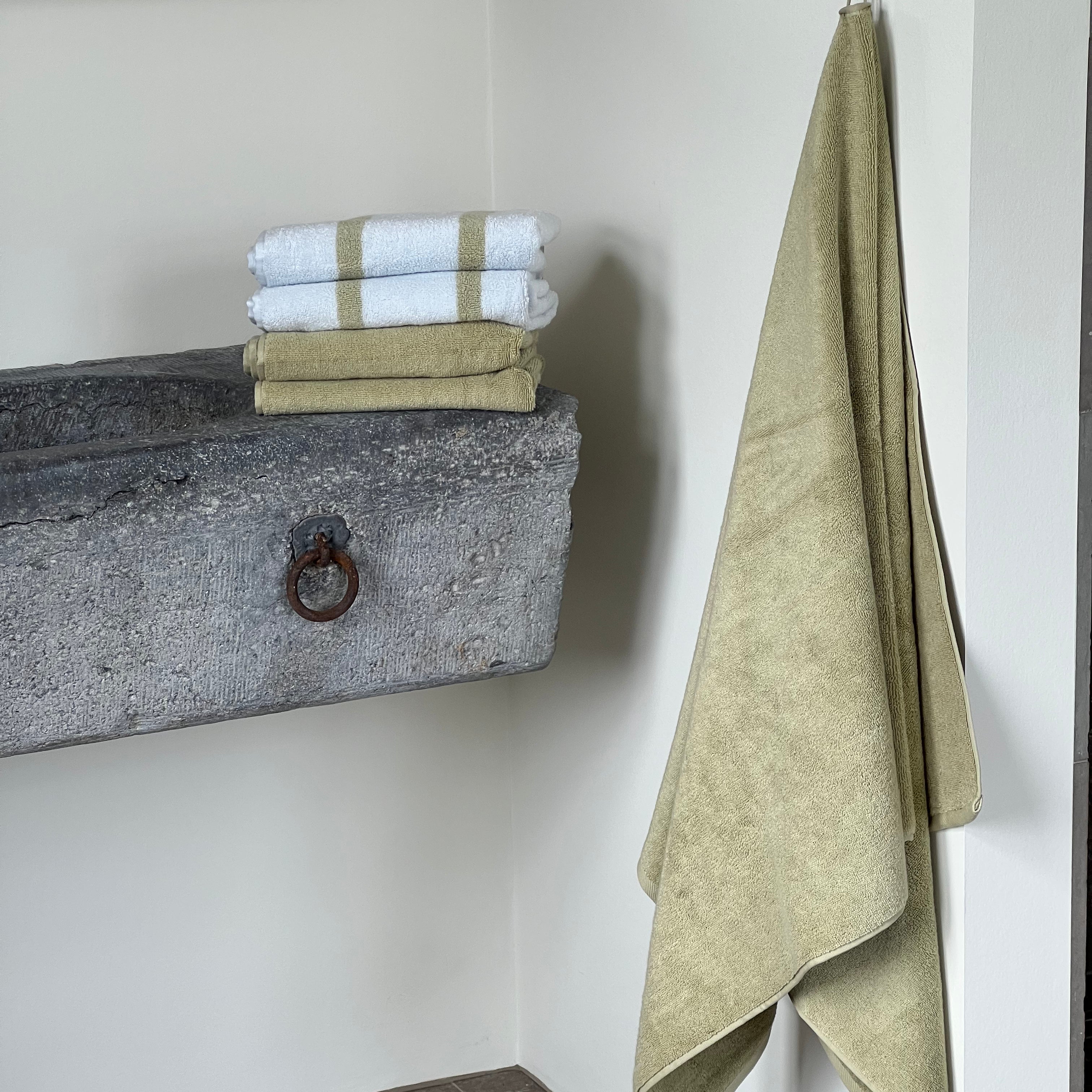 Towel in Solid - 70x140 cm